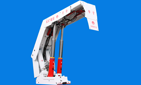 ZY11000/28/63大采（cǎi）高液壓支架