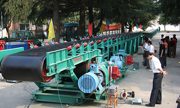 DSJ100/80/2x125型可伸縮皮帶（dài）機